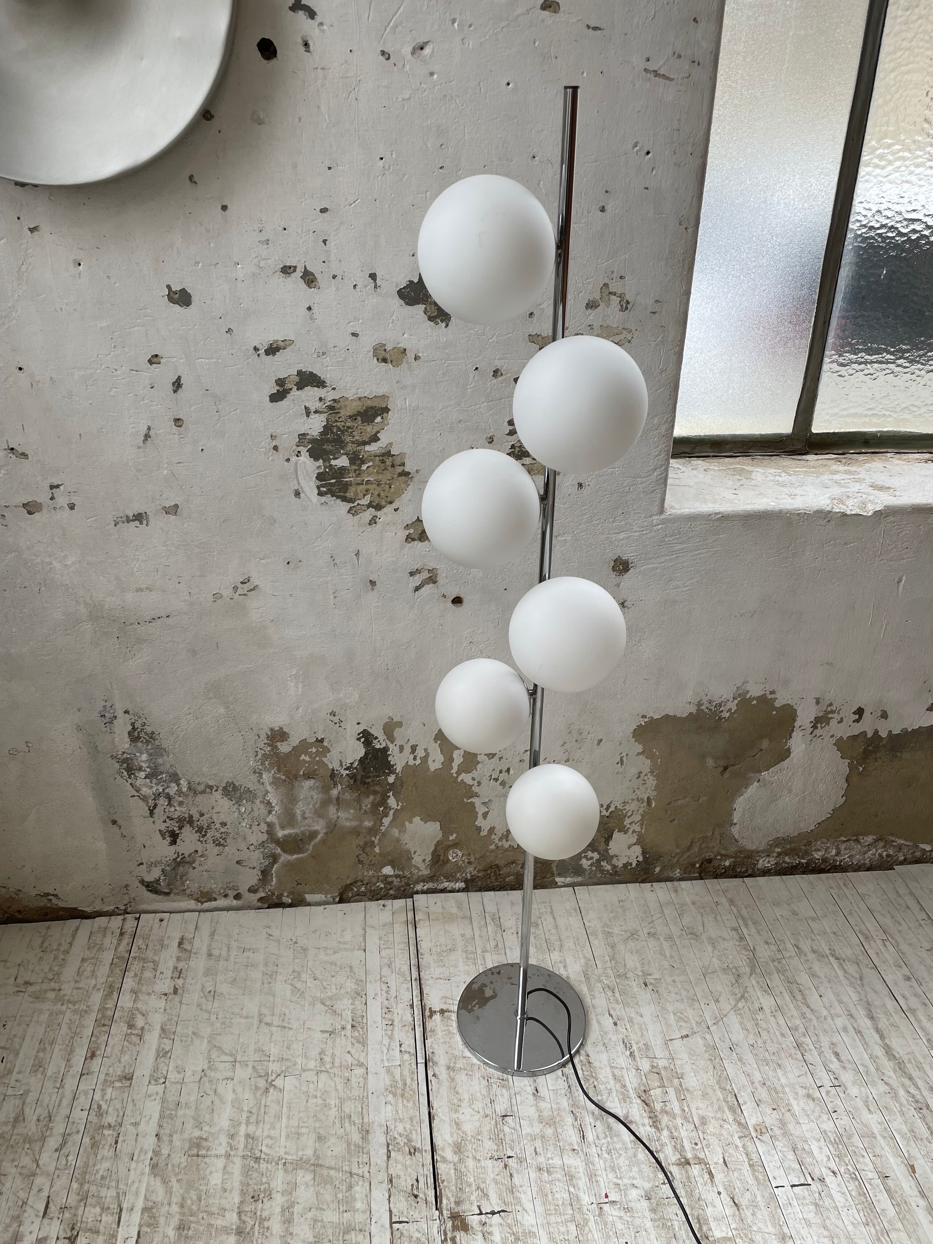 Floor lamp design 70s "balls"