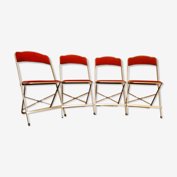 4 chaises pliables dorées en velours écarlate