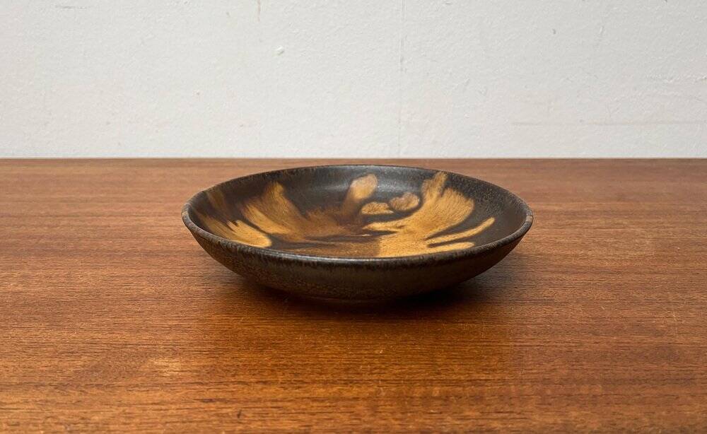 Mid-century German studio pottery bowl by Otto Wichmann, 1960s.