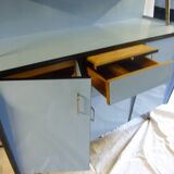 Buffet en formica bleu gitane