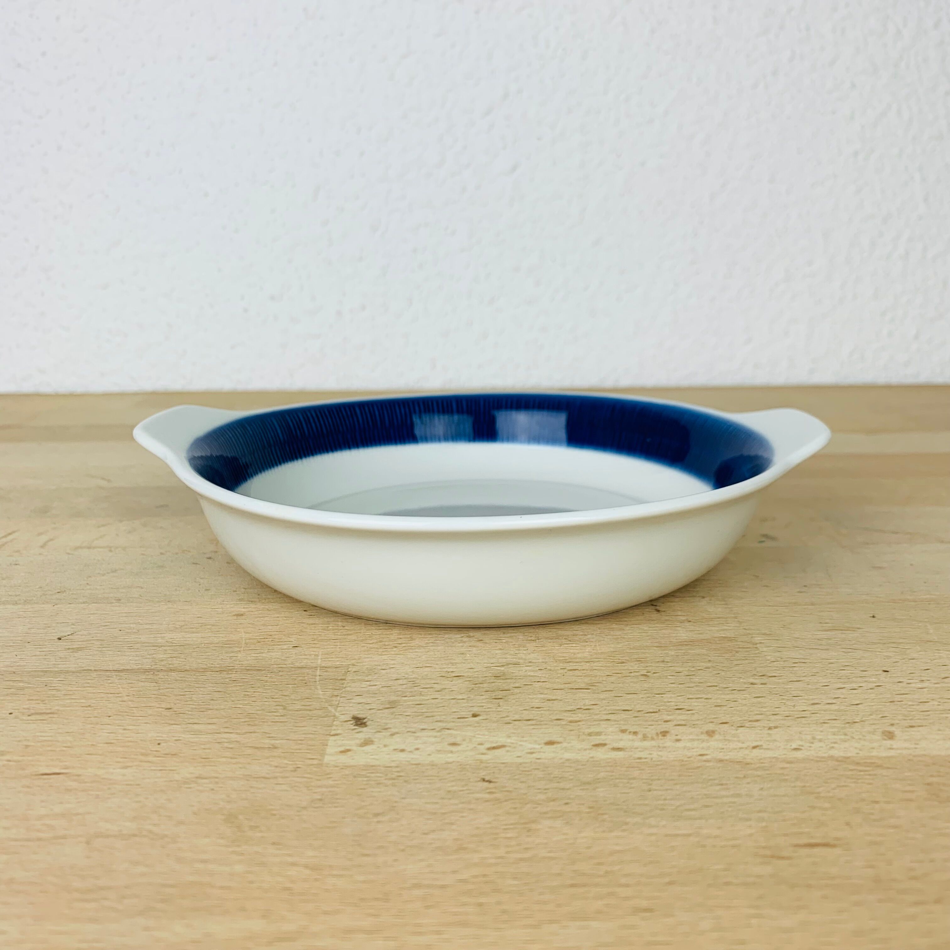Koka ceramic round dish by Rörstrand Sweden, Scandinavian