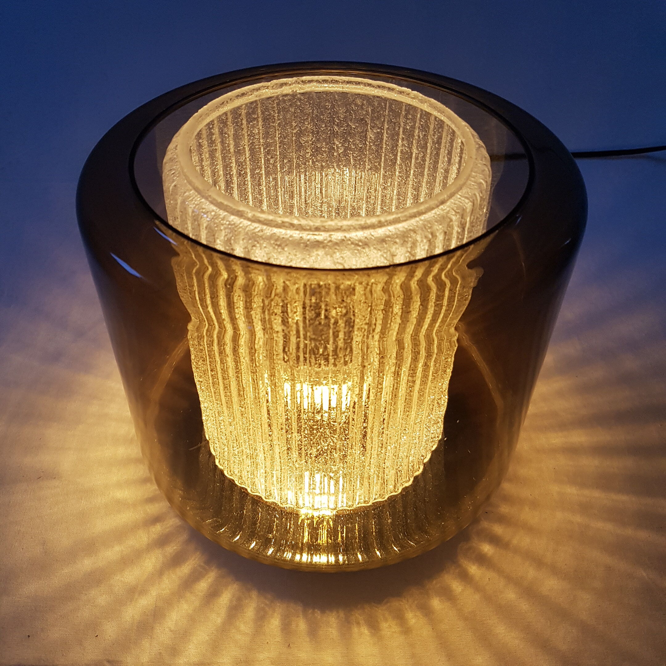 Raak B-1264 Amsterdam 1968 smoked glass table lamp