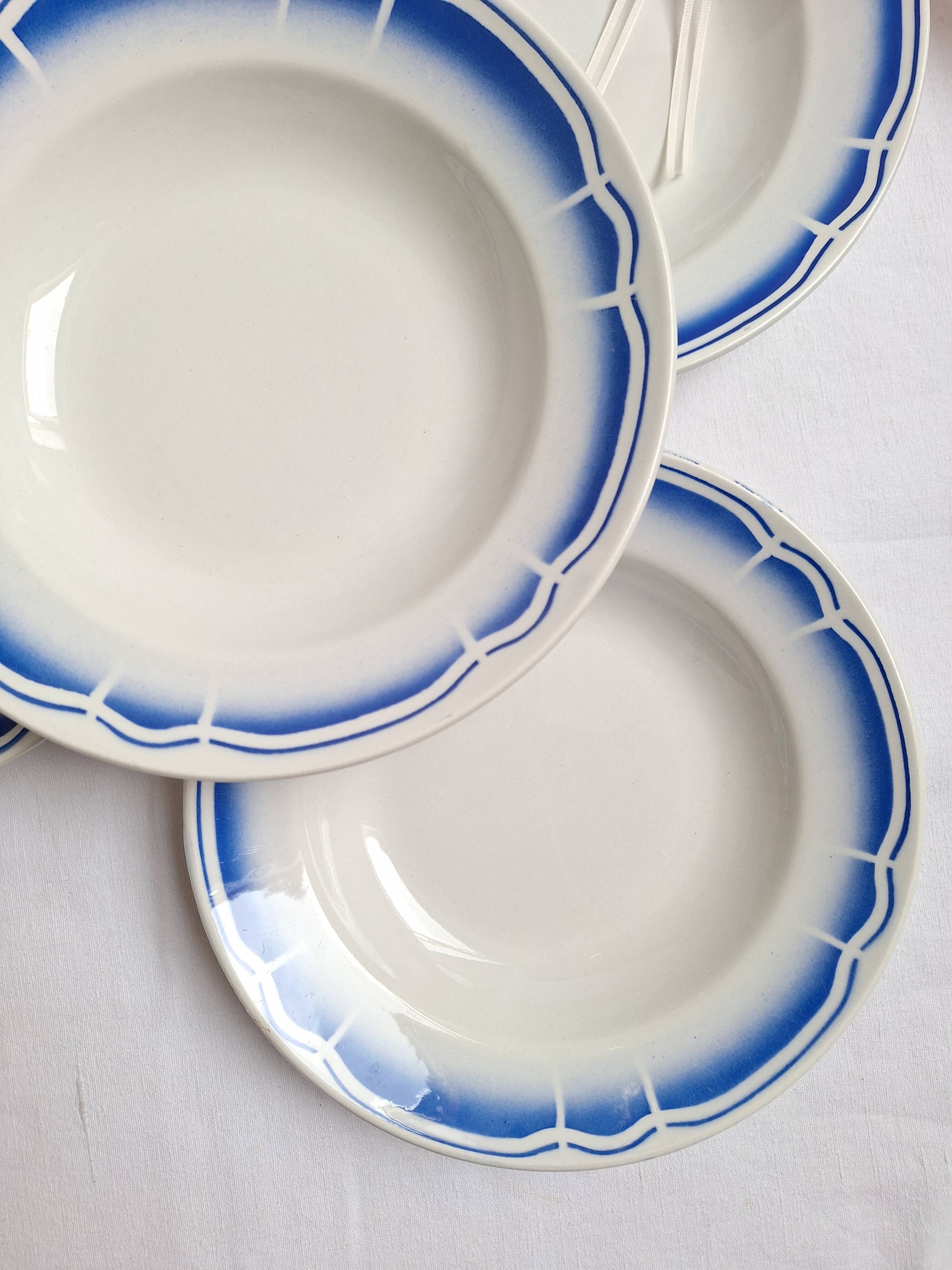 Deep plates / Art Deco salad plates Badonviller blue
