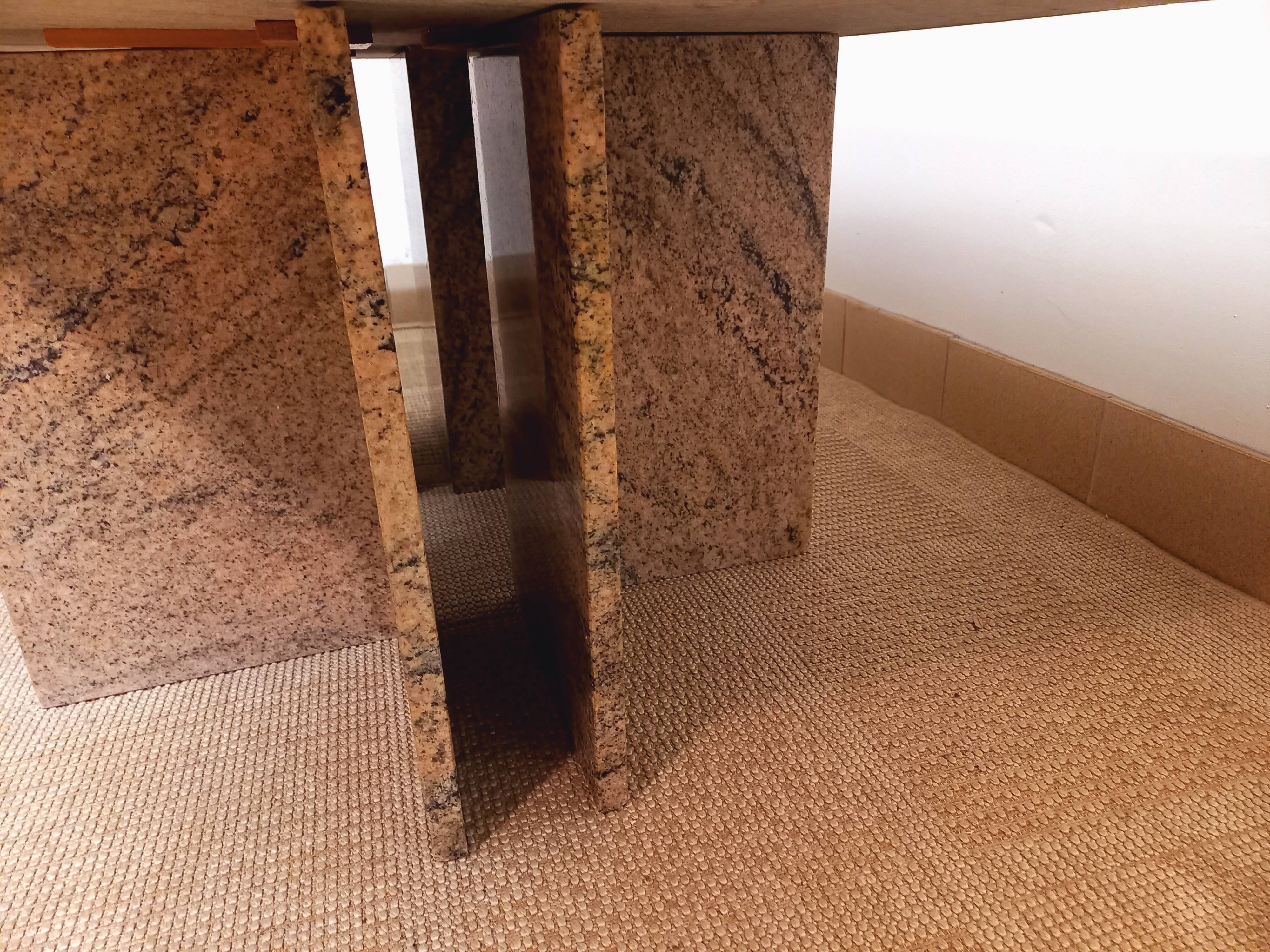 Vintage coffee table in pink marble 70s 80s