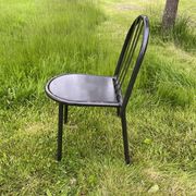 Chaise noire de Robert Mallet Stevens édition Putman années 80
