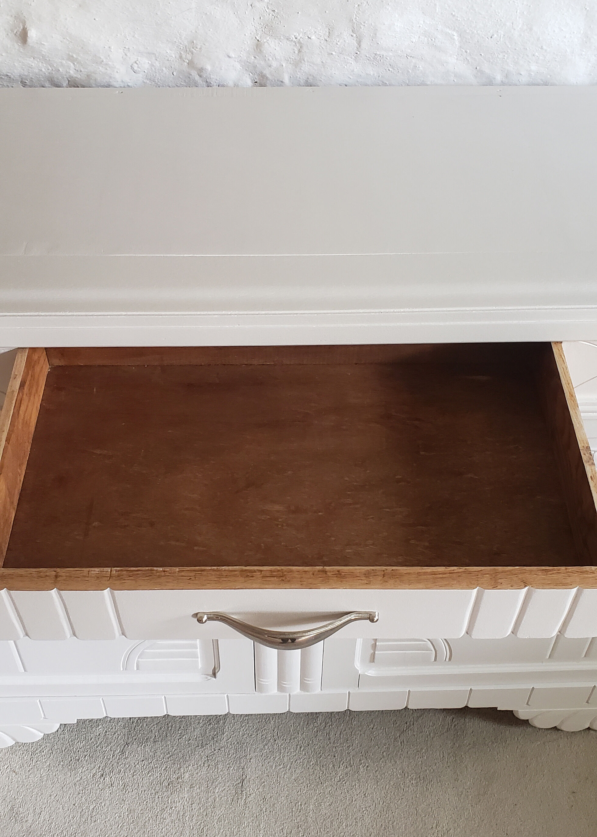 White art-deco buffet