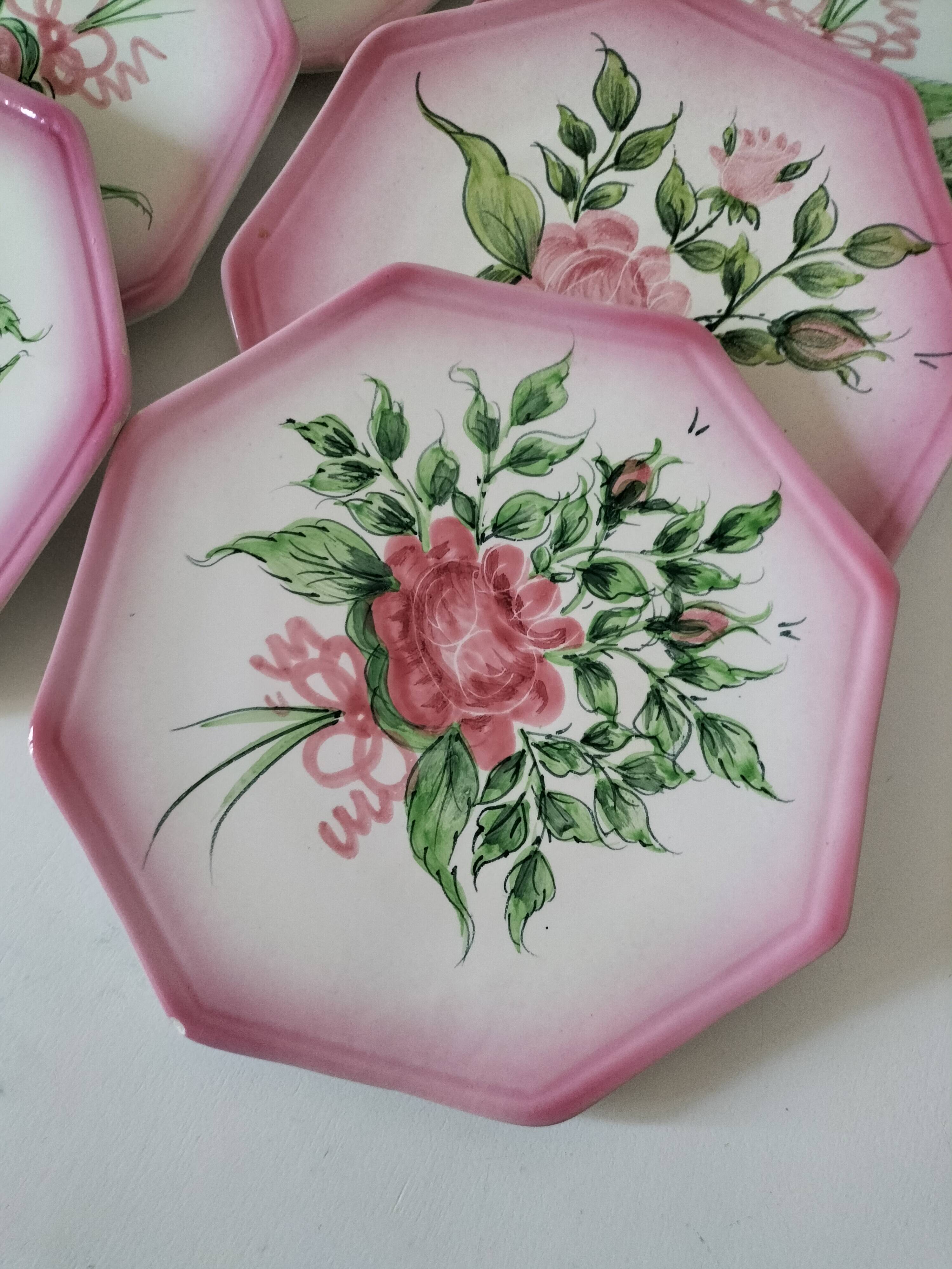 dessert plates and serving dish in earthenware – hand-painted decoration