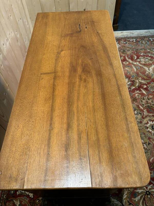 Louis Philippe chest of drawers in blond walnut