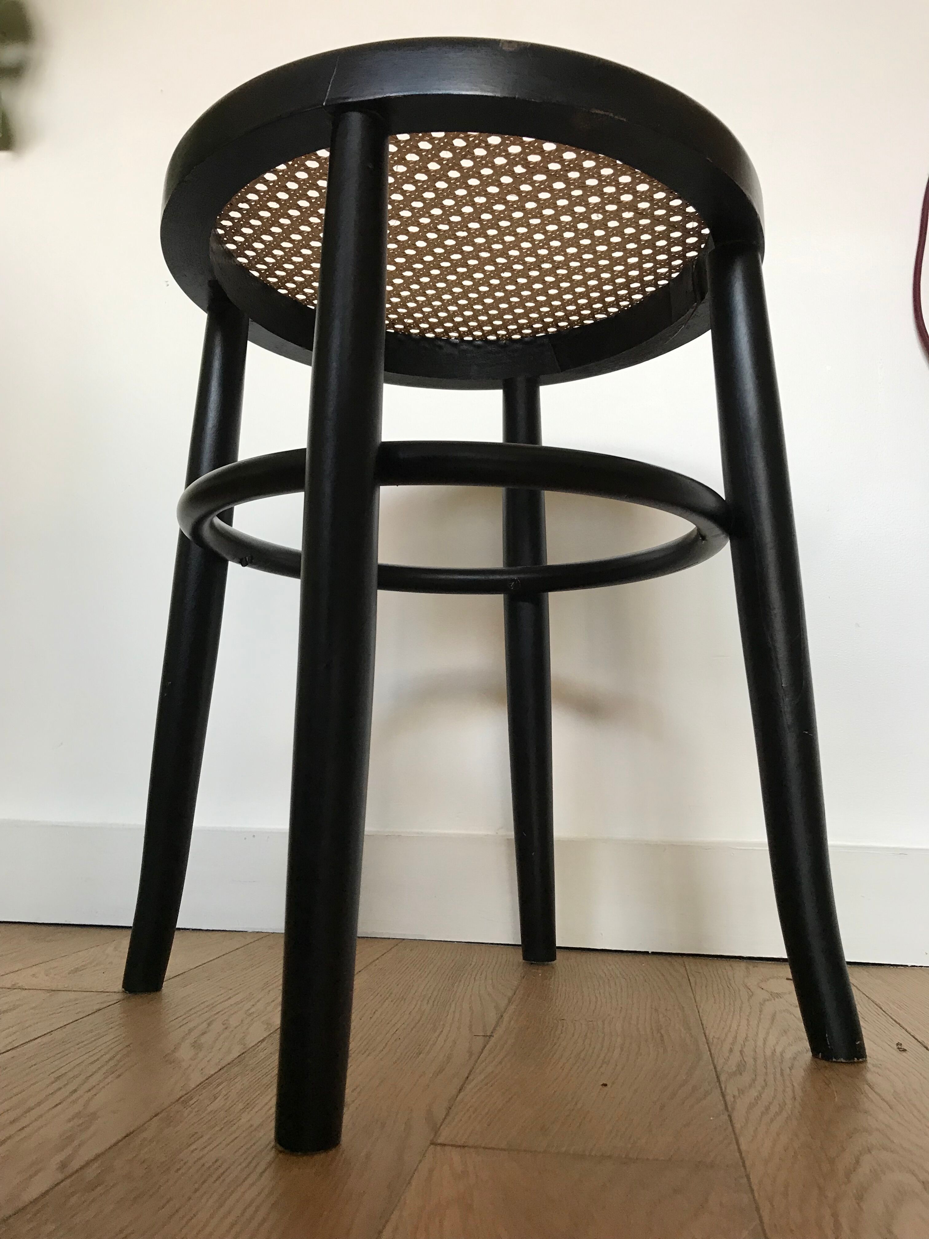 Stool wood and caning