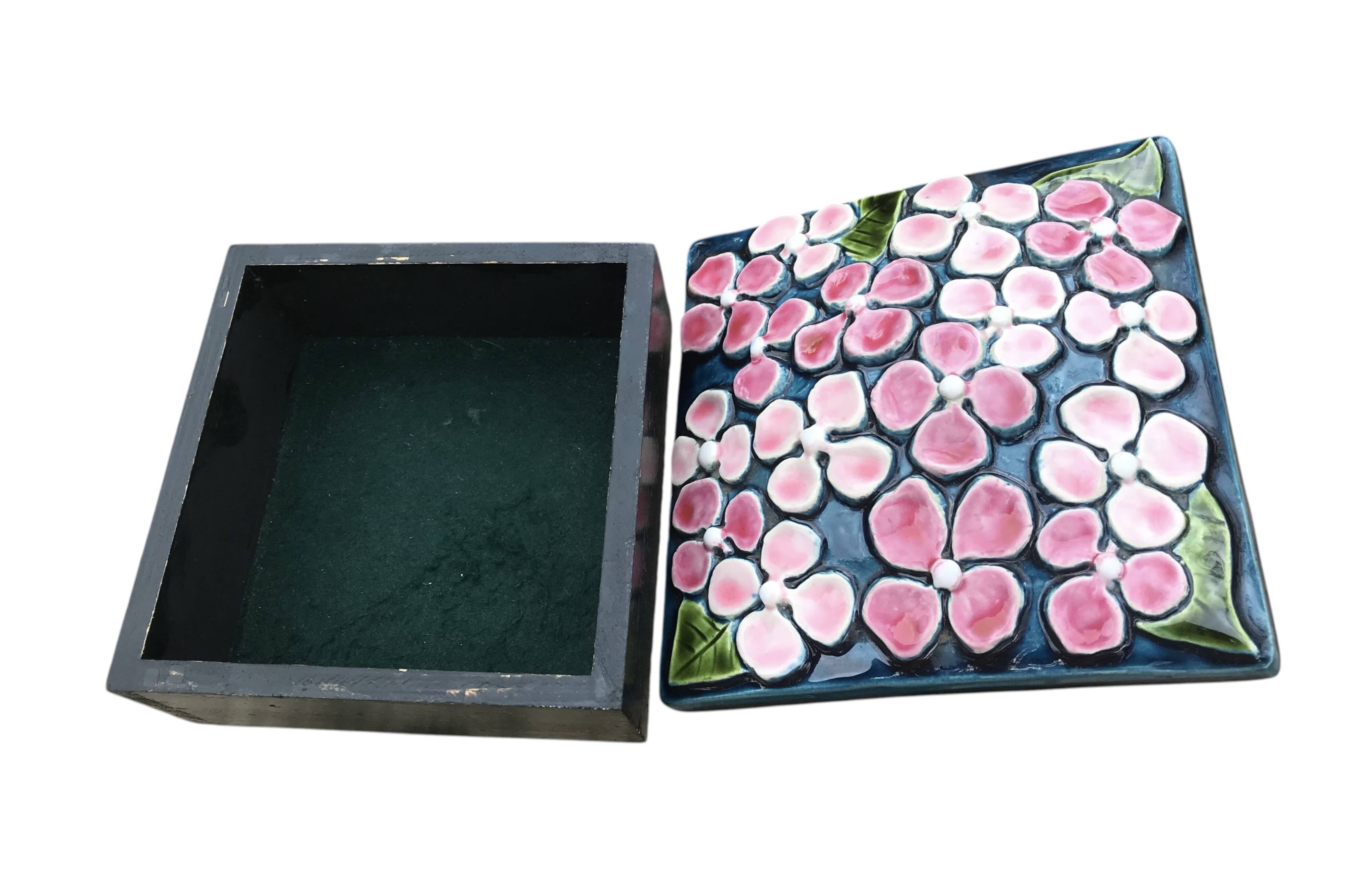 "Hydrangeas" jewellery box – Mithé Espelt