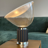Superb lamp inspired by the iconic Taccia model by Flos.