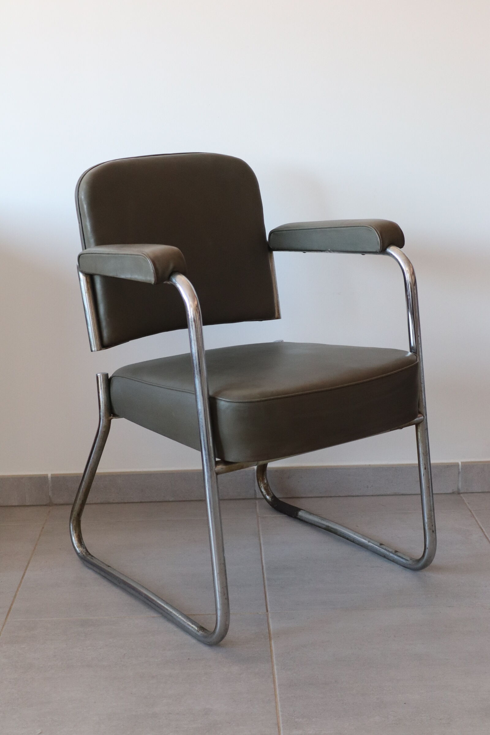 Industrial roneo armchair gray 50s/60s