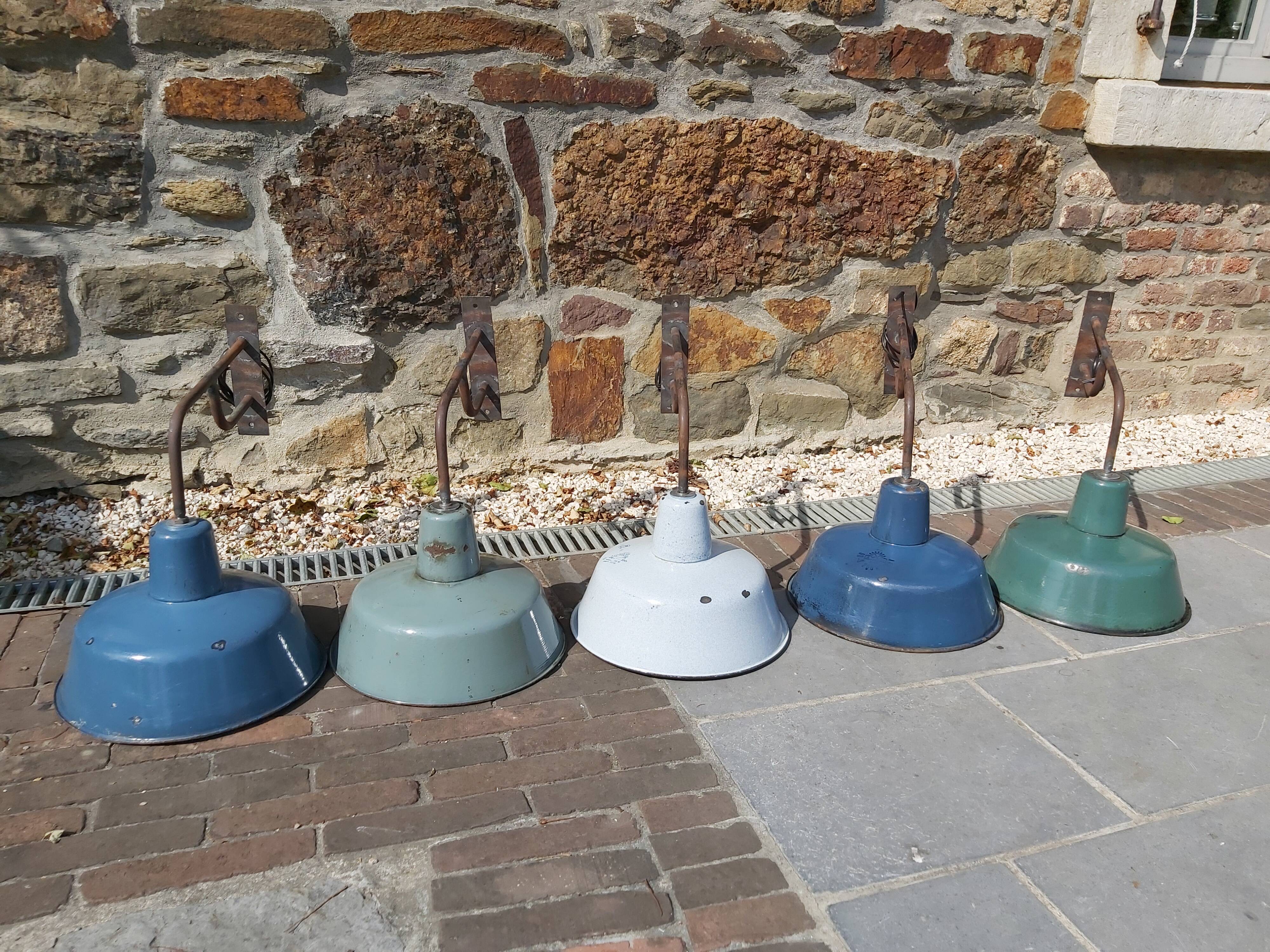 Set of 5 enamelled industrial wall lamps, 60s