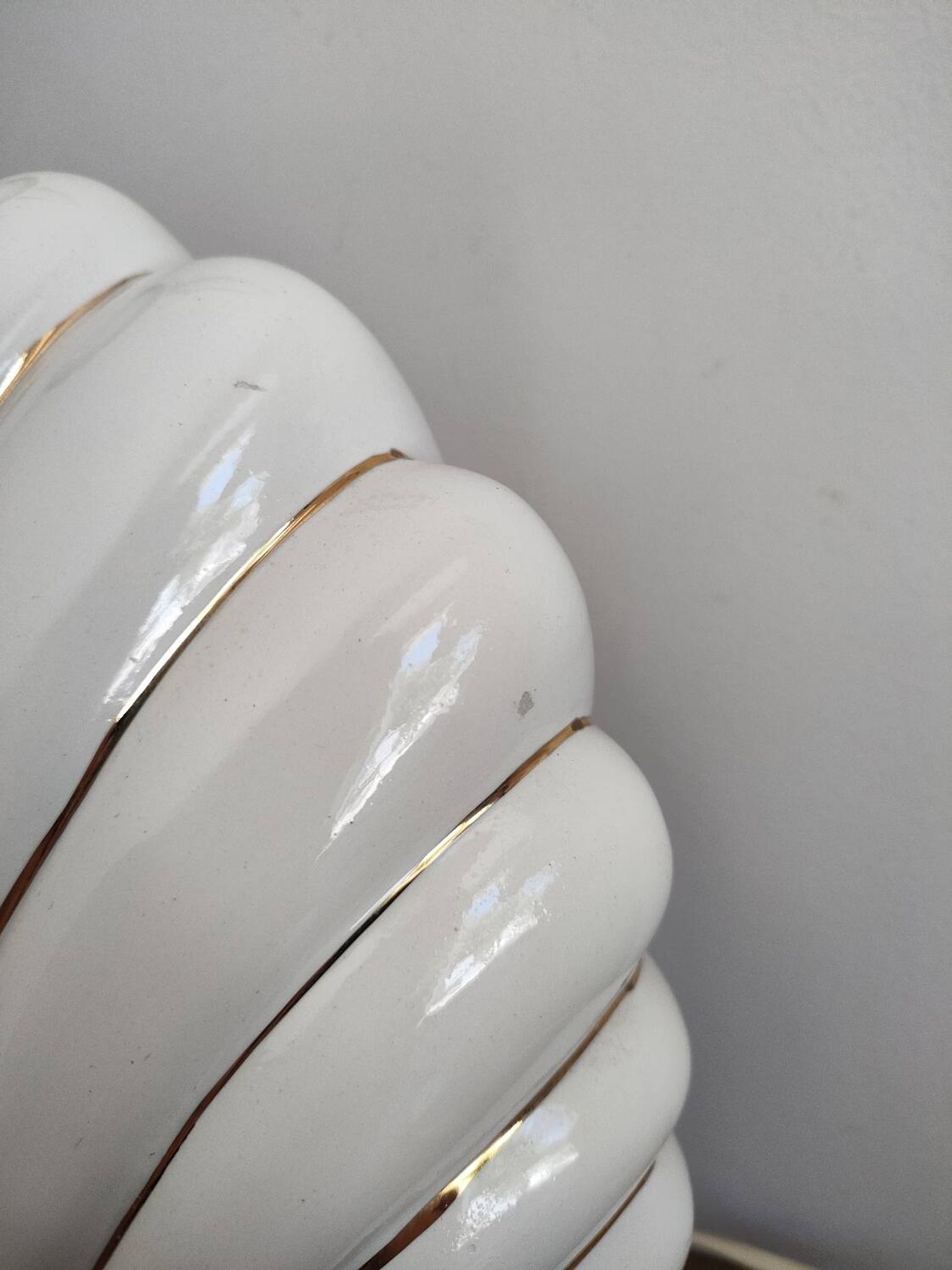 Ceramic and gold metal shell lamp base - vintage