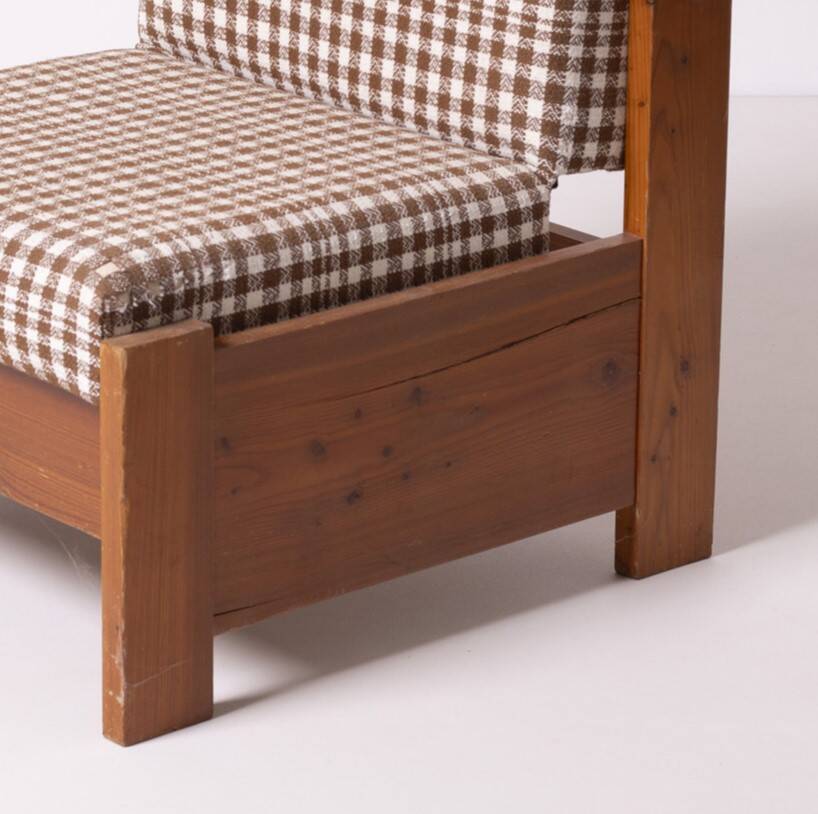 Pair of brutalist armchairs, Czechoslovakia, 1970s, made of pine wood and wool.