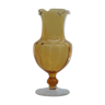 Vase sur pied en verre ambré