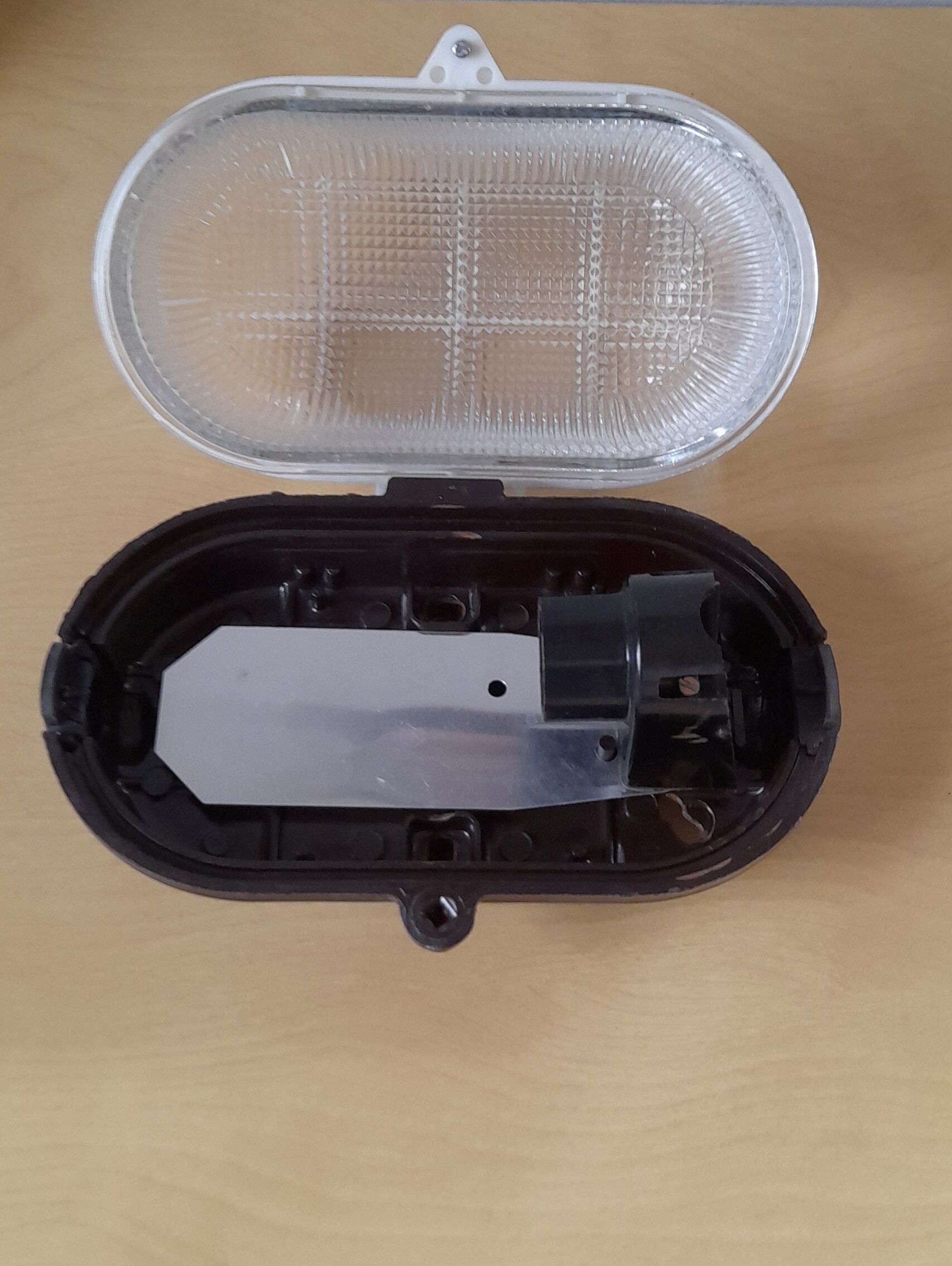 Ebonoid porthole lamp