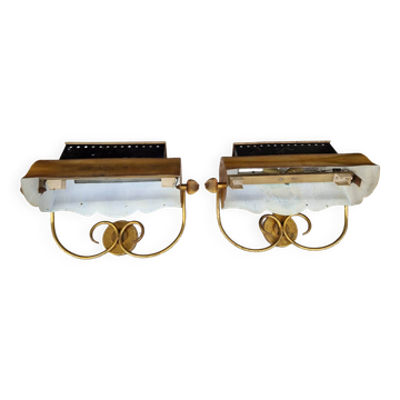 Paire d'appliques muraies en laiton doré 1970