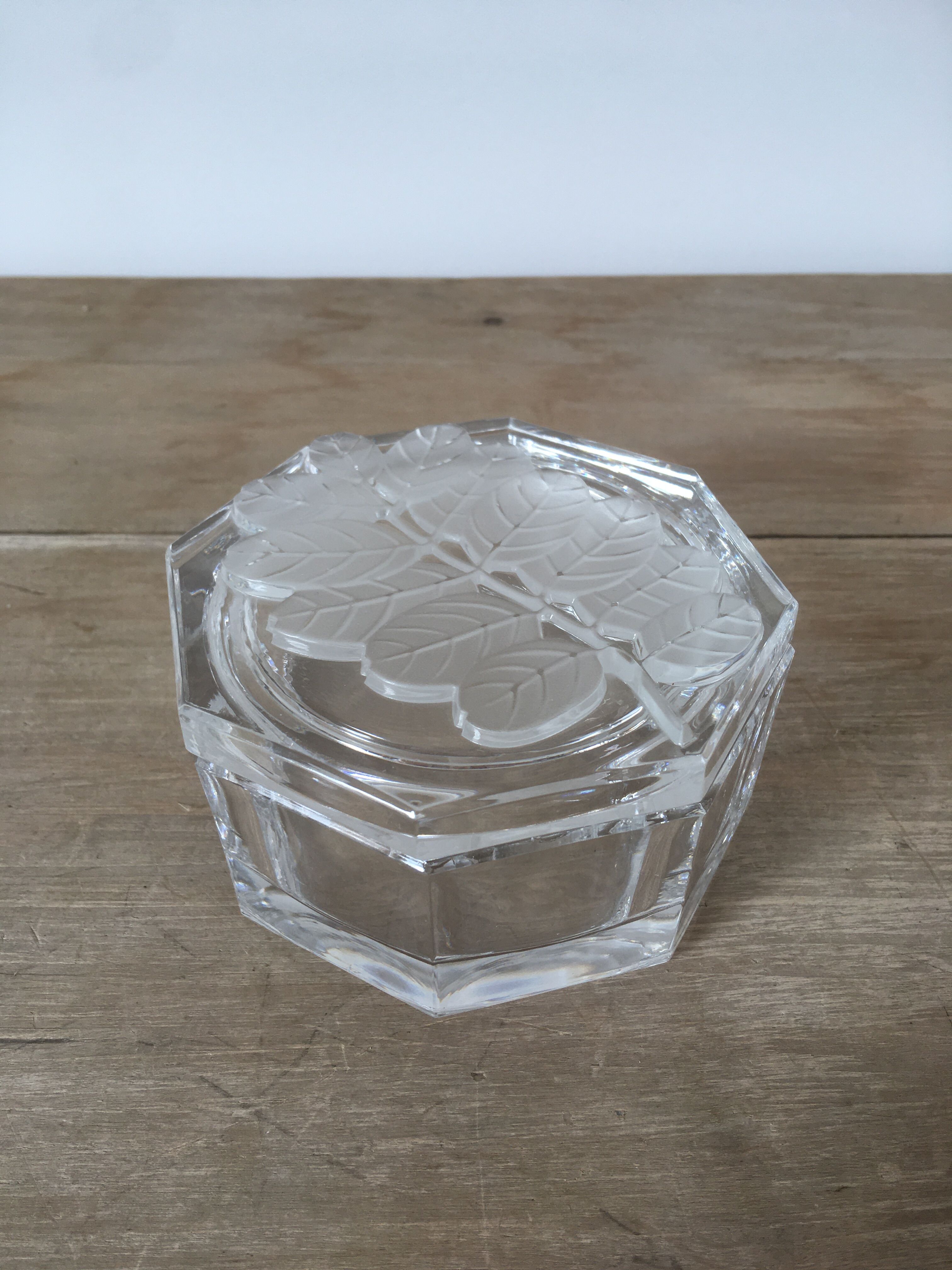 Crystal jewelry box