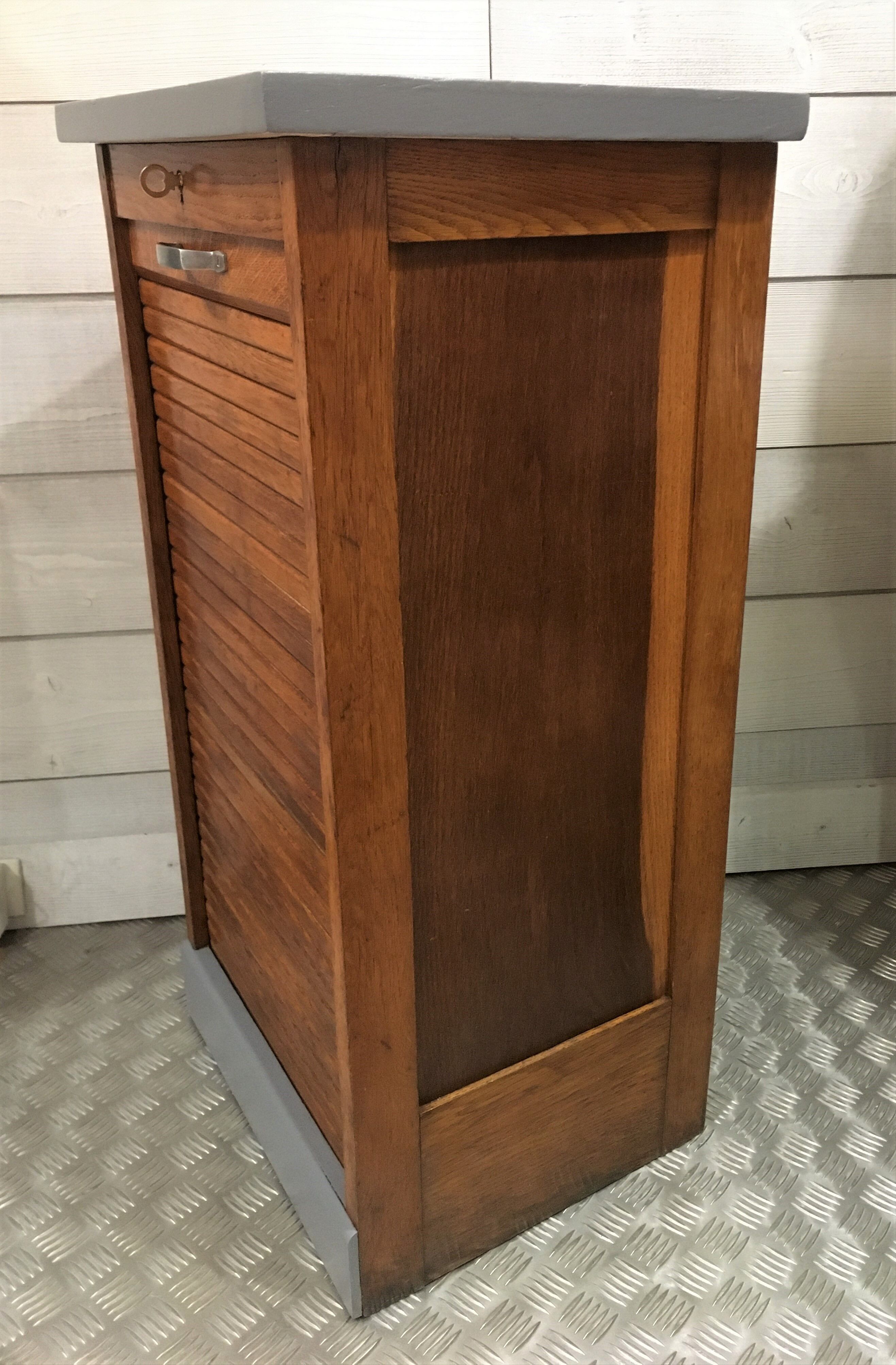 Meuble classeur à rideau