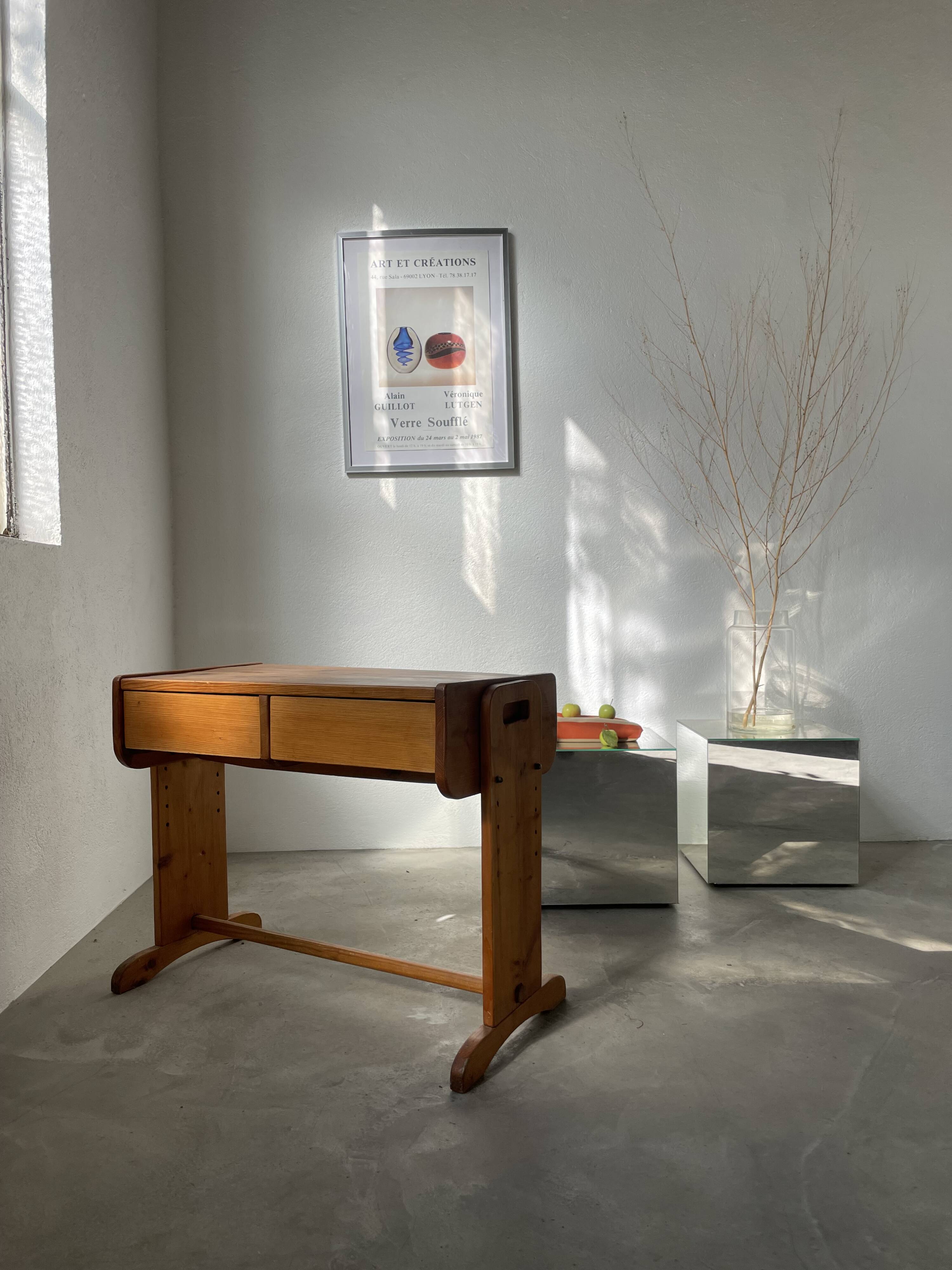 Children's pine desk from the 80s
