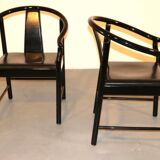 Set of 5 black lacquered leather dining chairs similar to China Chair Wegner
