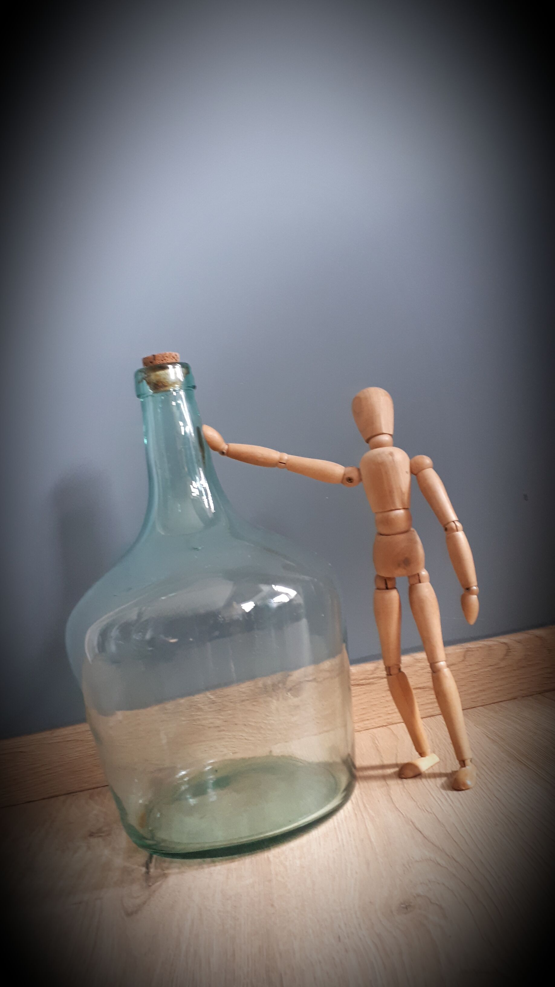 Demijohn transparent bluish 5l