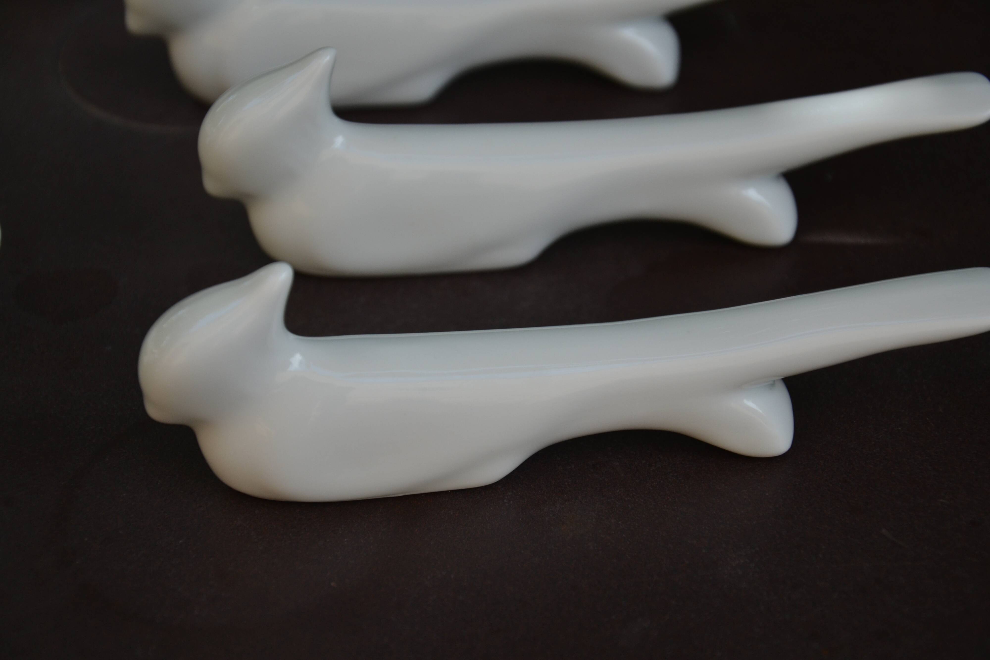 10 ceramic "bird" knife rests