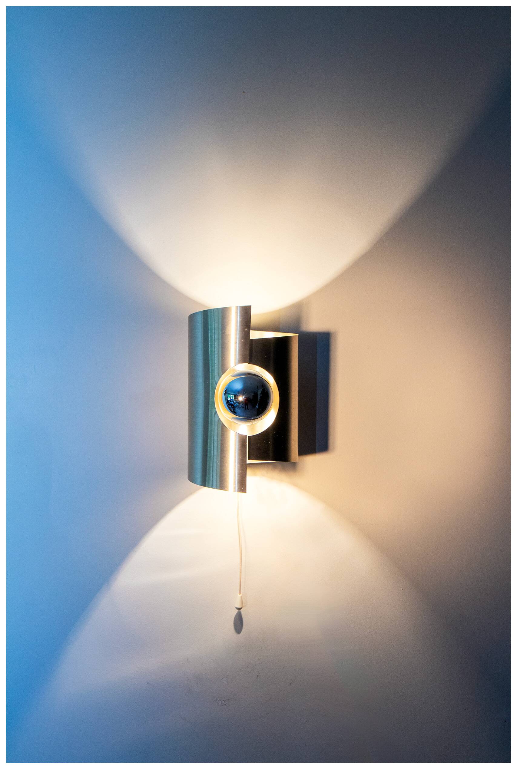 Brushed aluminum wall light, space age 70