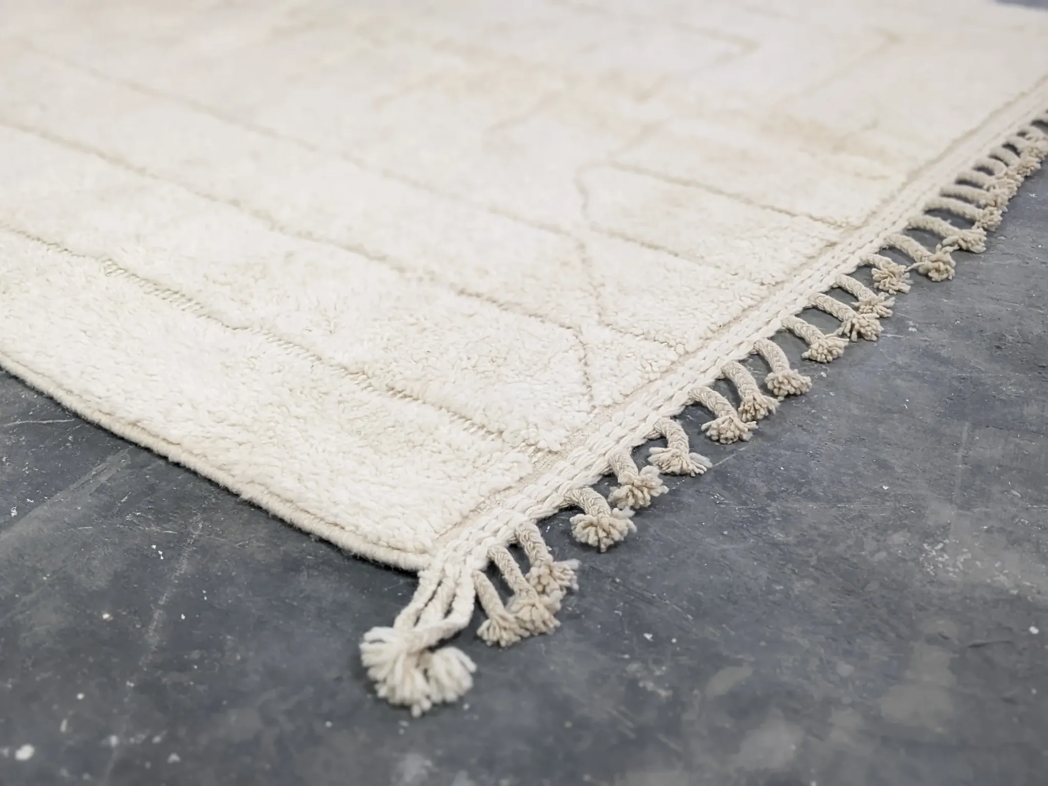 Large Beni Ouarain rug, 305 x 205 cm, G-335