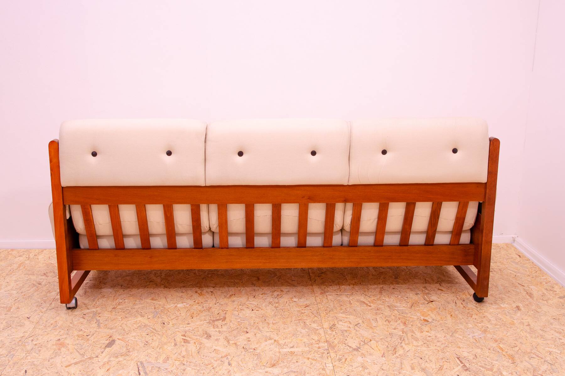 Canapé trois places vintage de style scandinave, 1970
