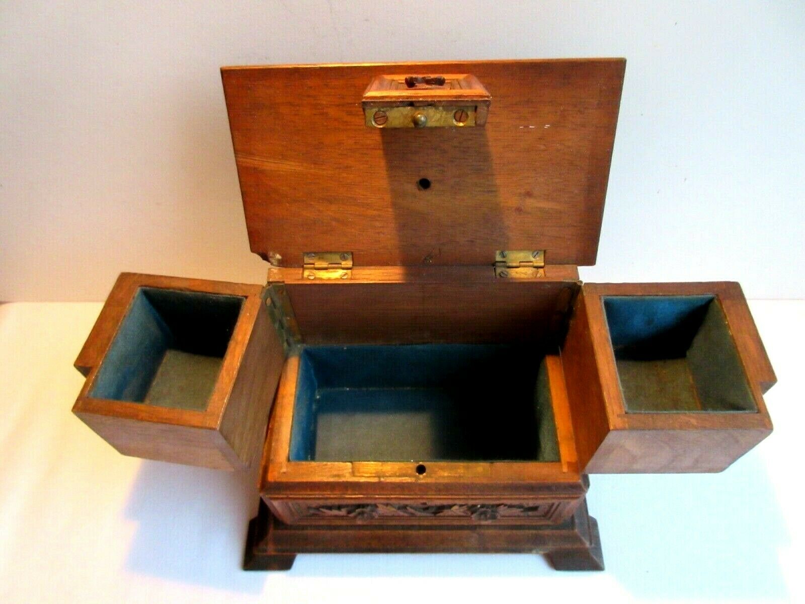 Jewelry box Sculpture Wood Black Forest, 3 compartments, Cabinet Napoléon III