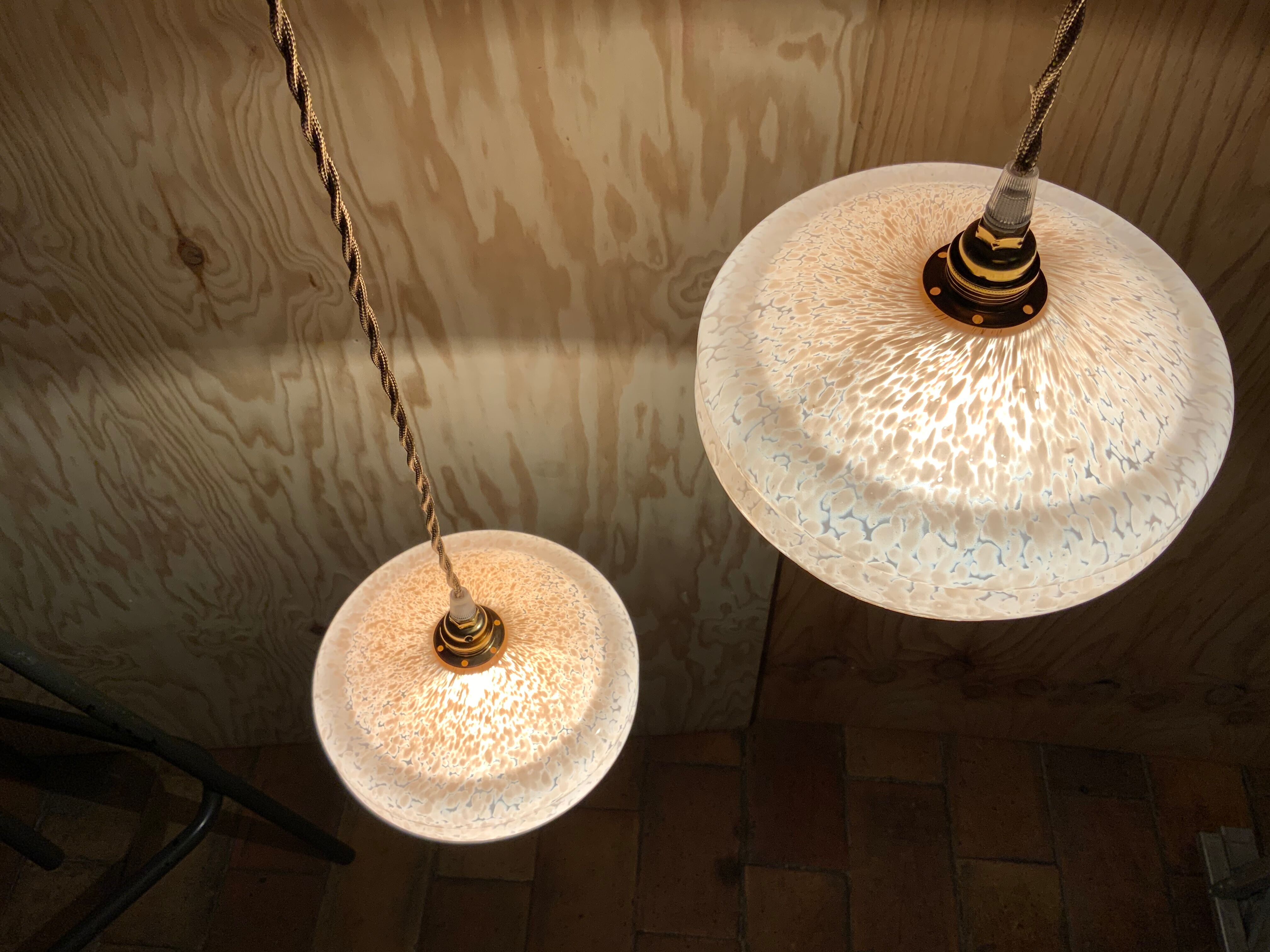 Vintage suspension duo