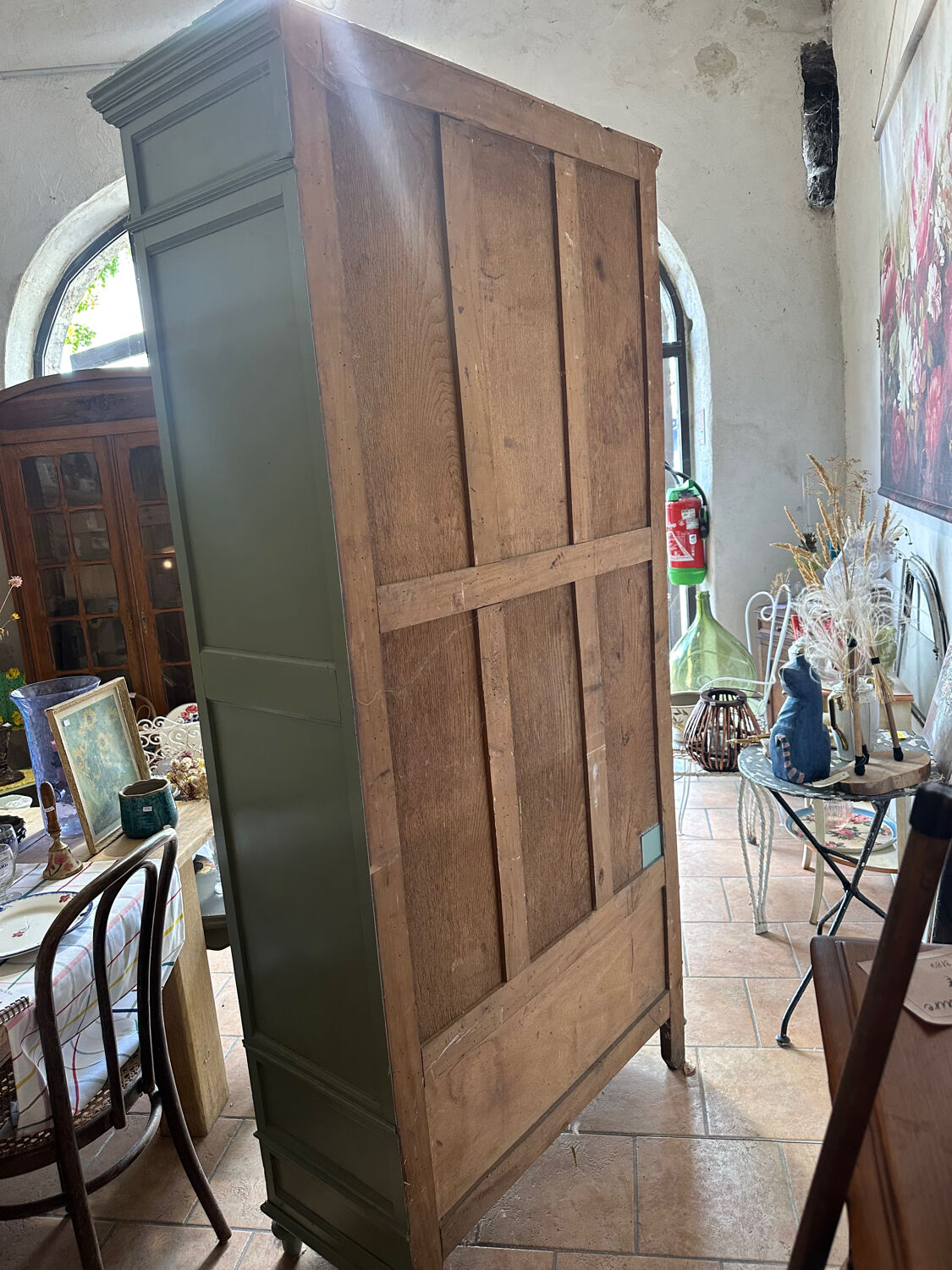 Renovated bonnetière wardrobe