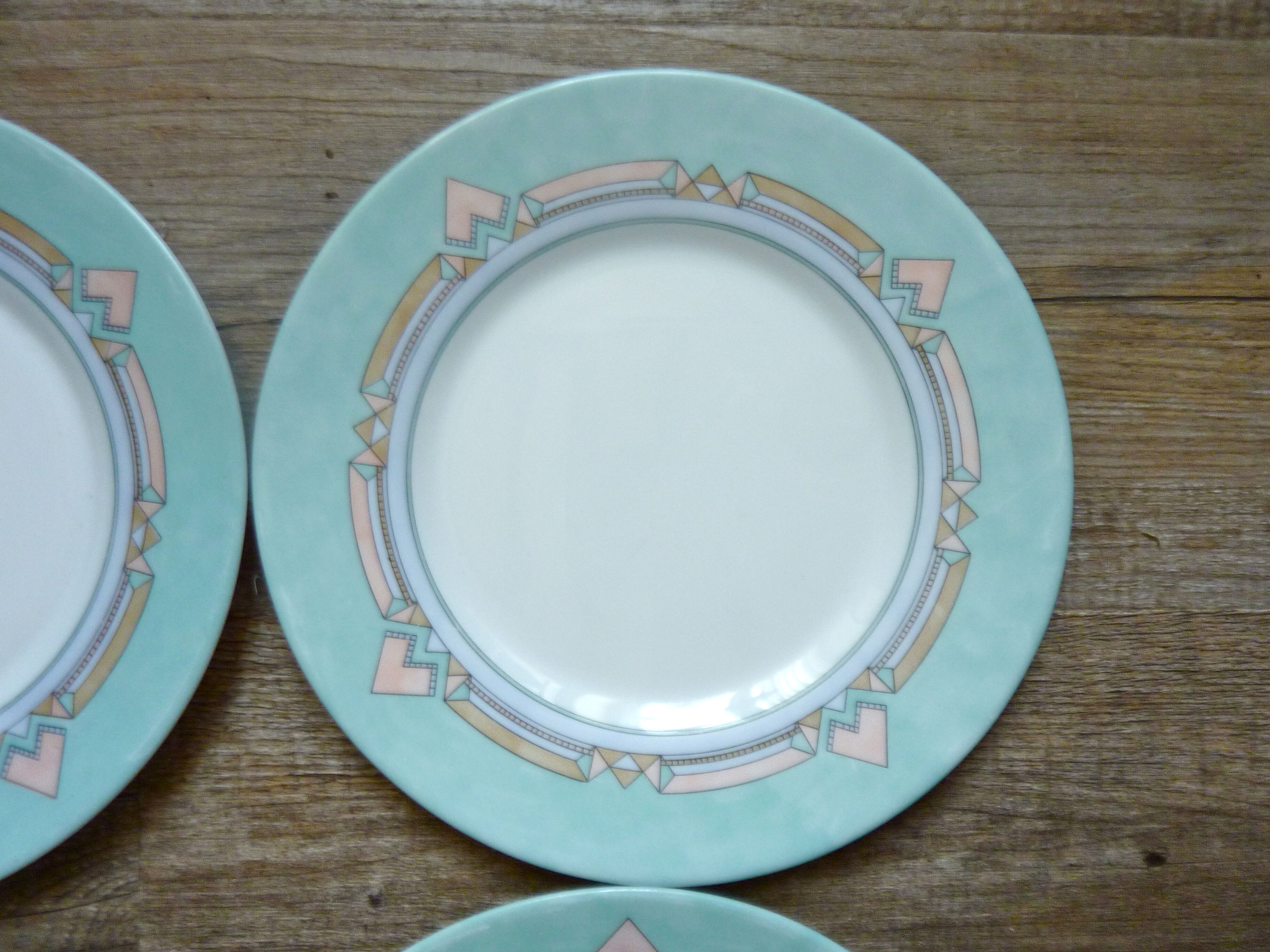Enssemble of 6 Esso pastel geometric decoration dessert plates