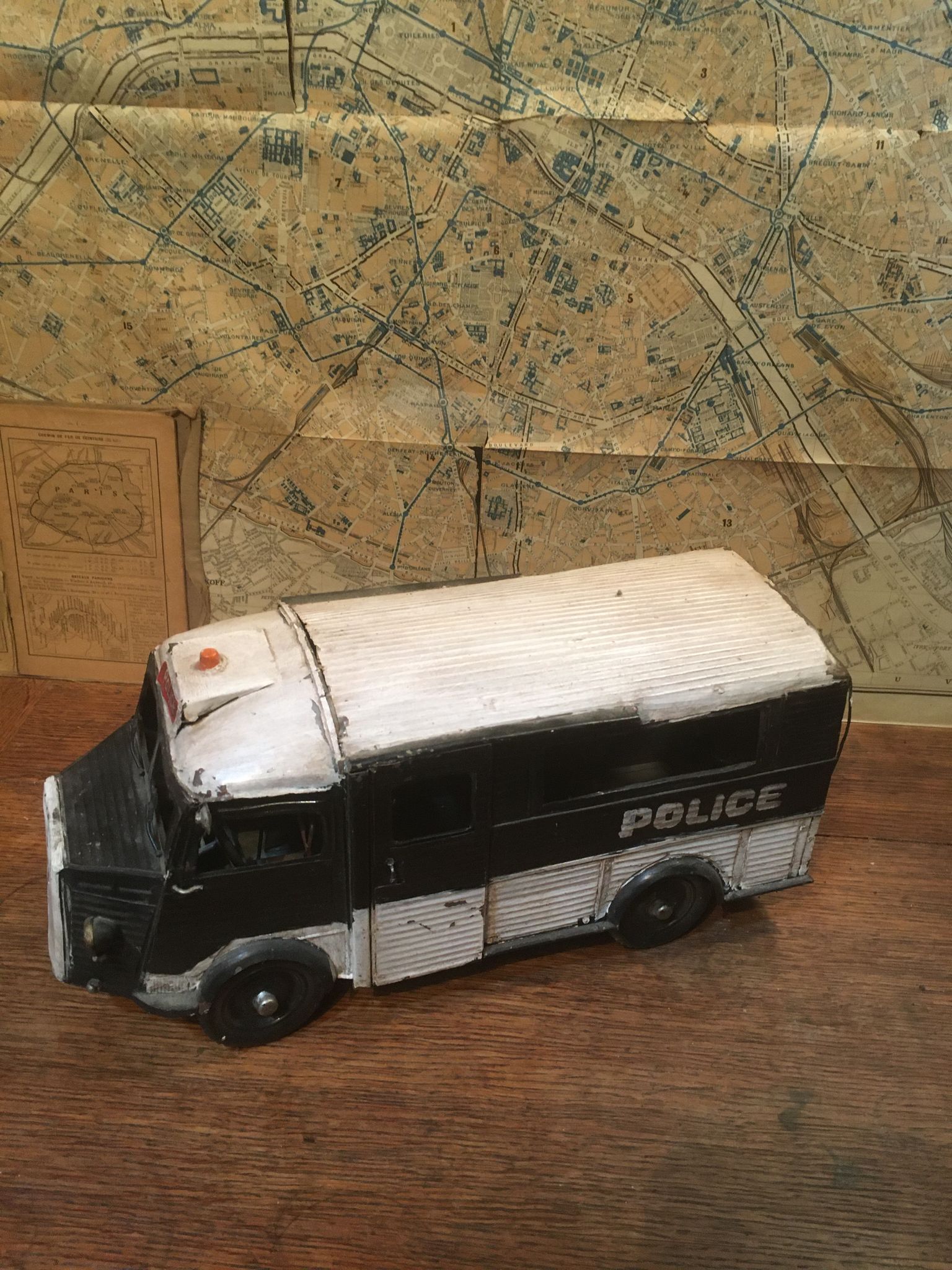Citroen tube hy jrd police en tôle
