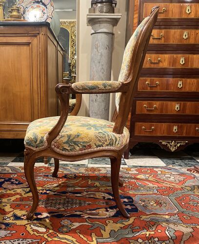 Paire de fauteuils d'époque Louis XV