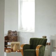 Pair of Danish Art Deco lounge chairs, in elm and green velvet, 1940s.