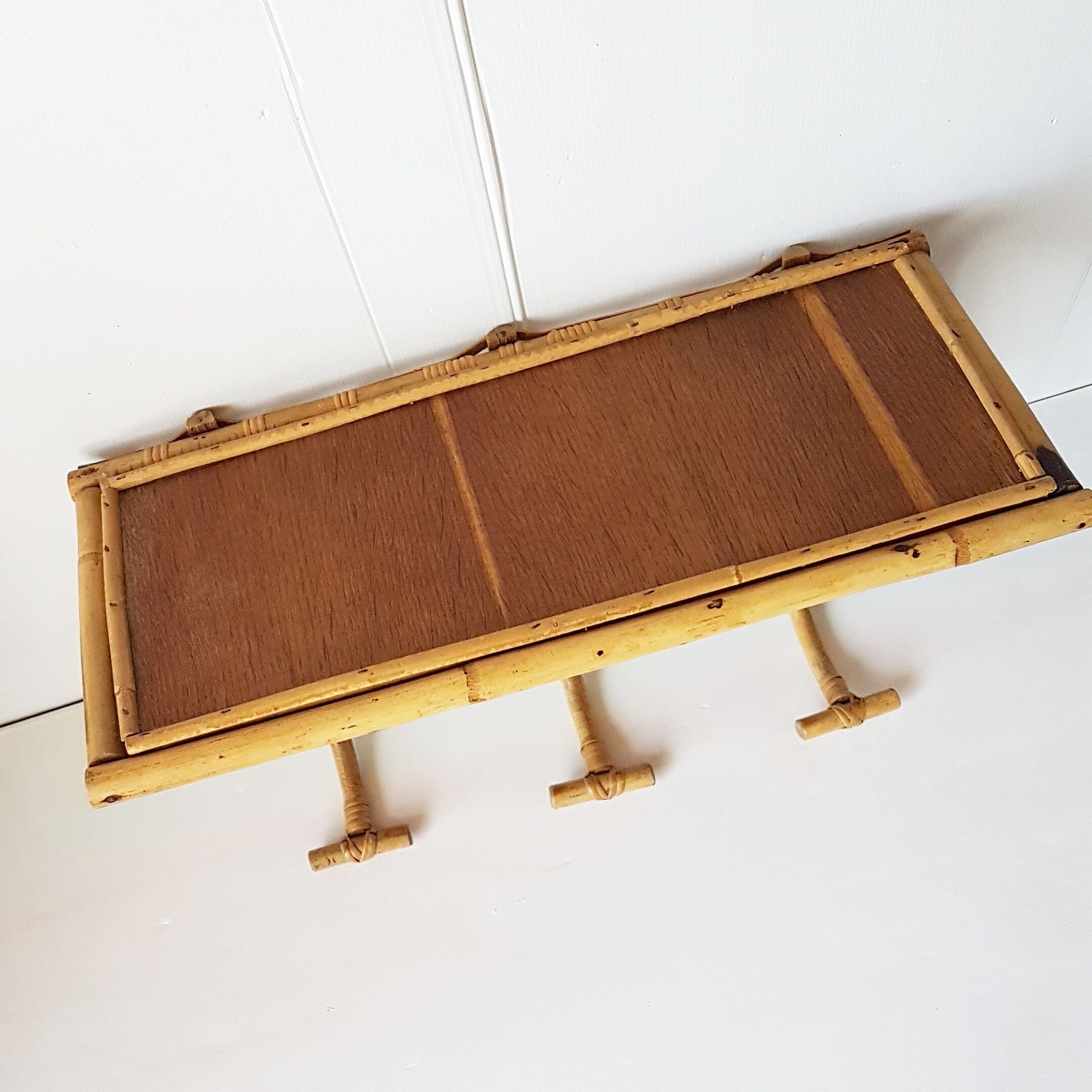Coat rack in rattan of the 60s