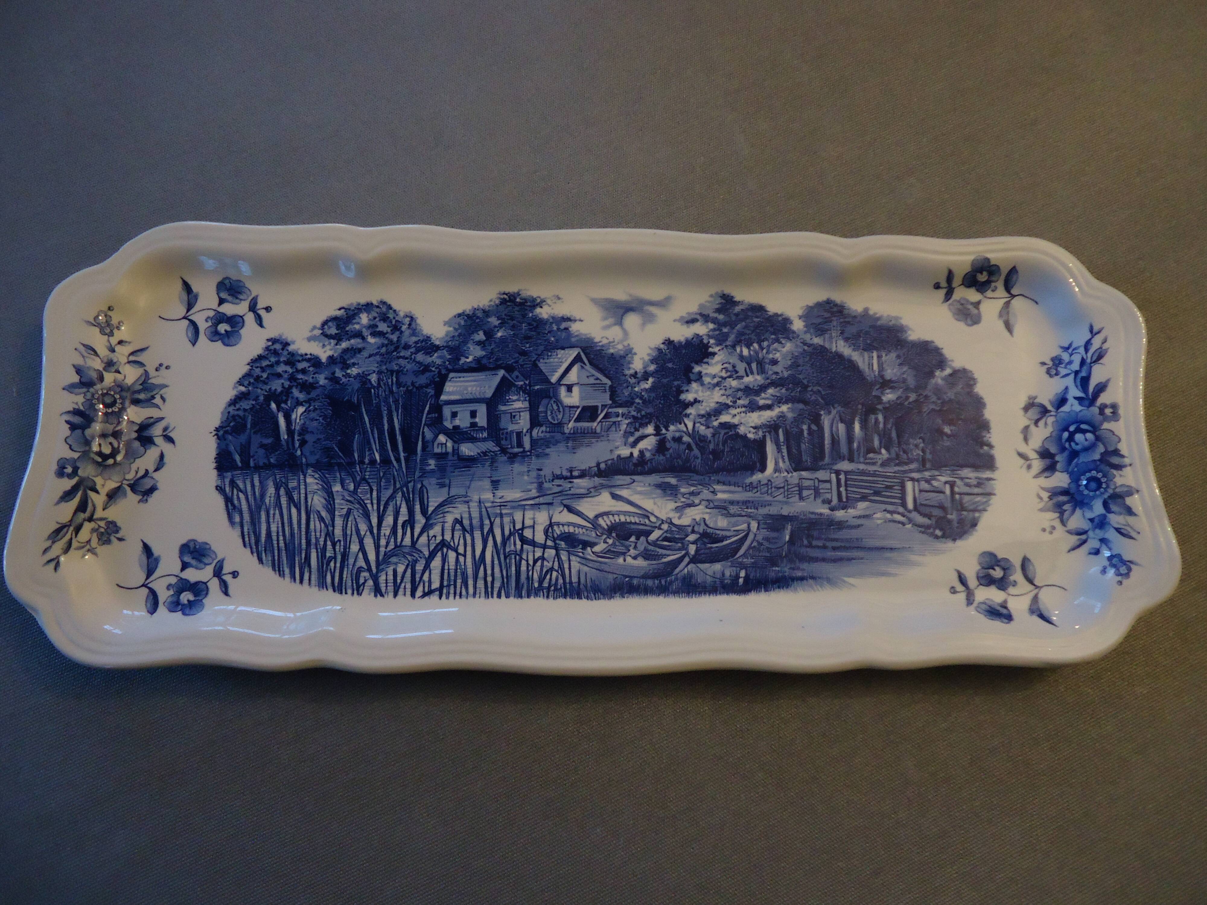 Sarreguemines cake dish, "Romantic" model