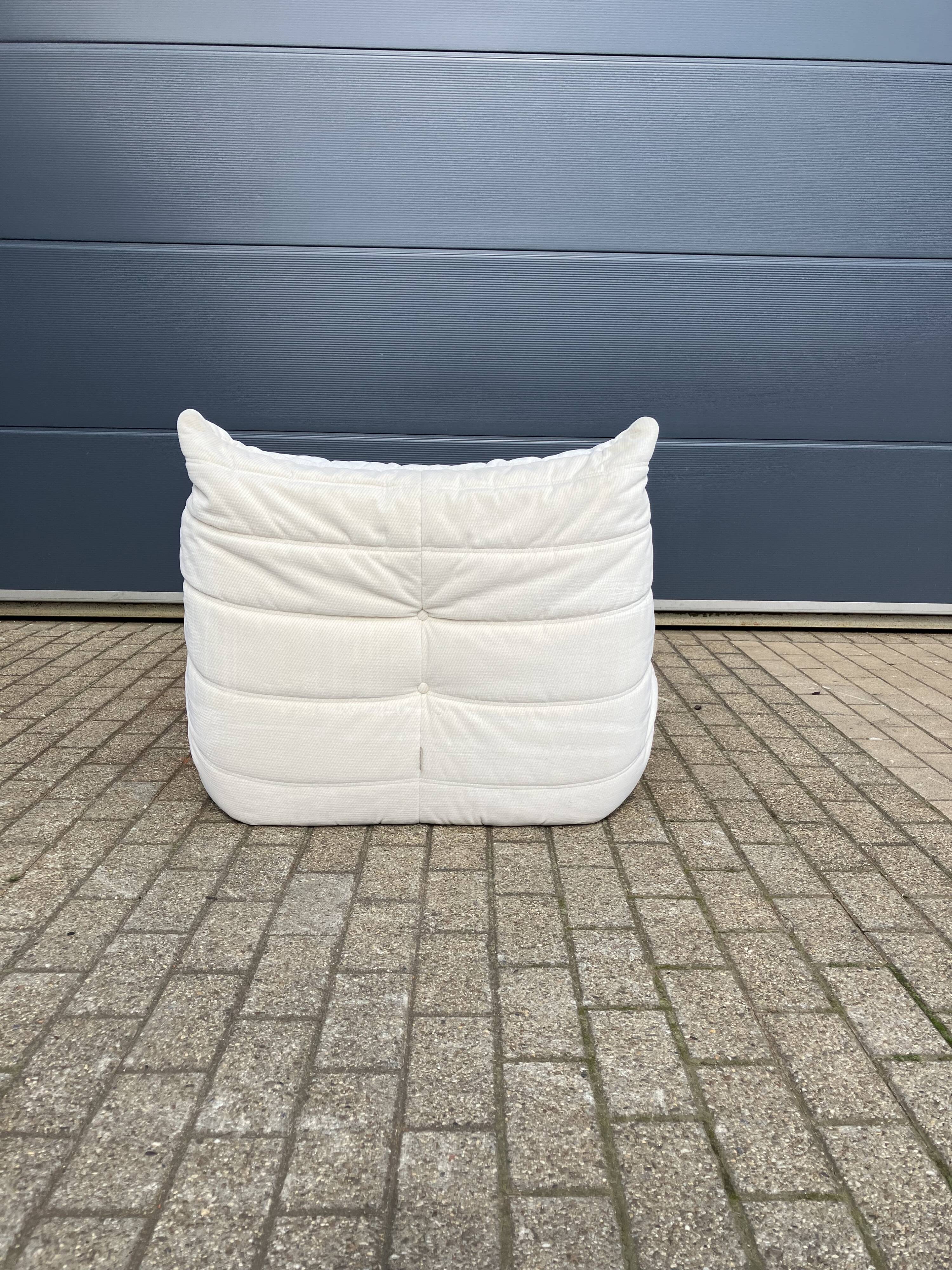 Authentieke Ligne Roset 1zit Togo 1988 beige in topstaat!!