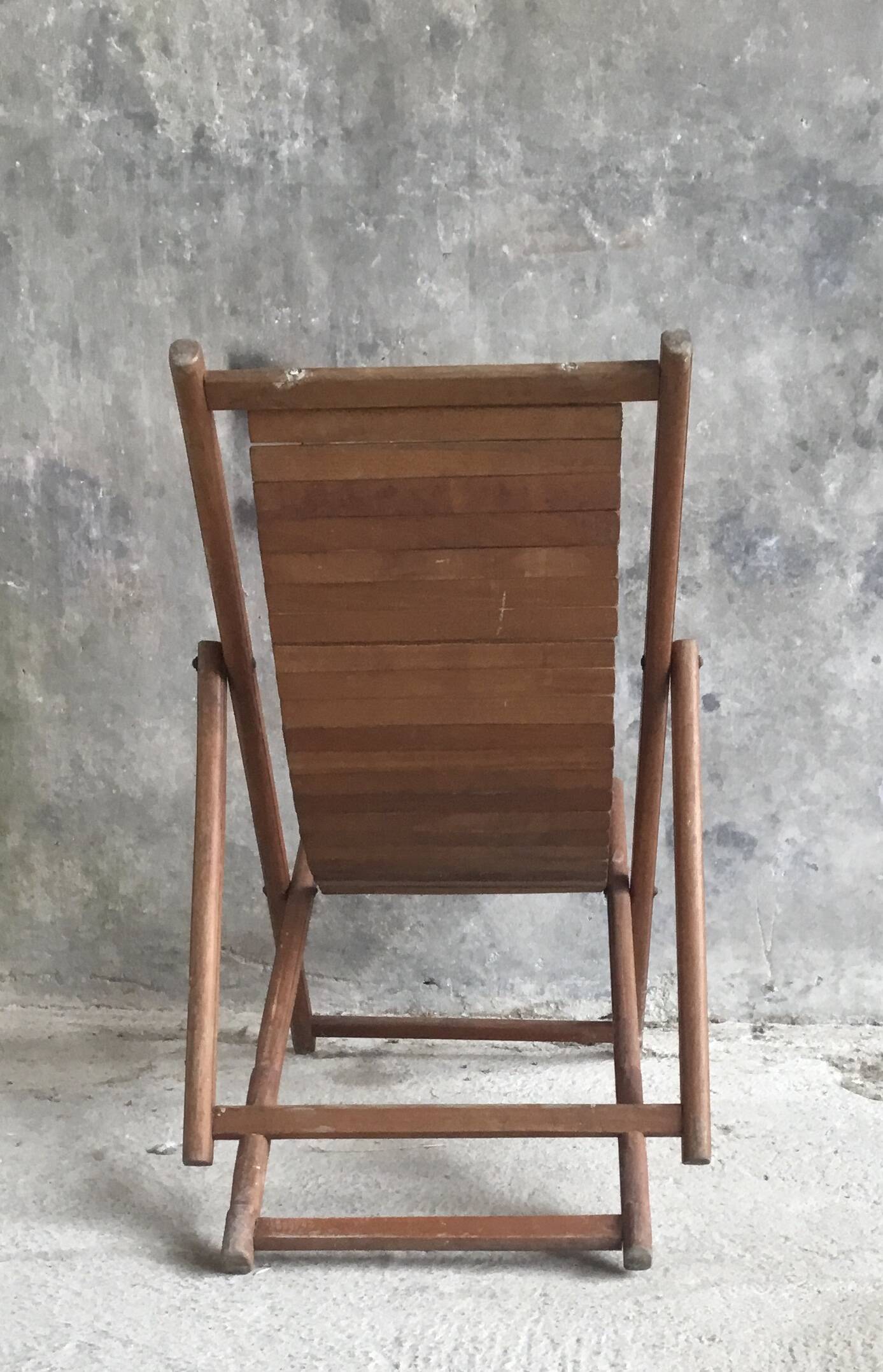 Vintage teak children's chaise longue