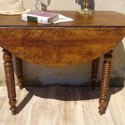 Ancienne table console en noyer, pieds en cuillère de miel