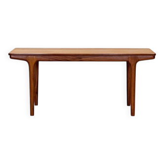 Extending coffee table (by McIntosh)
