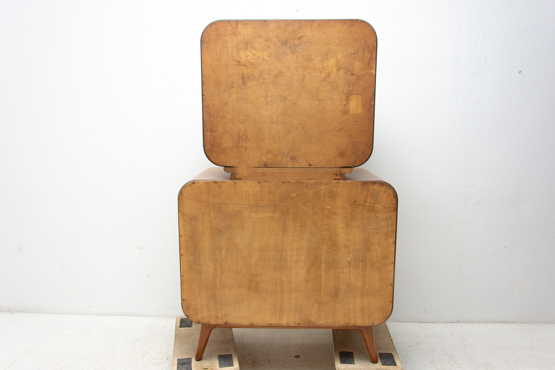 Mid-century catalogue display case