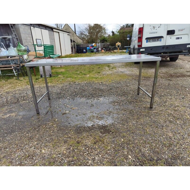 Stainless steel communal table