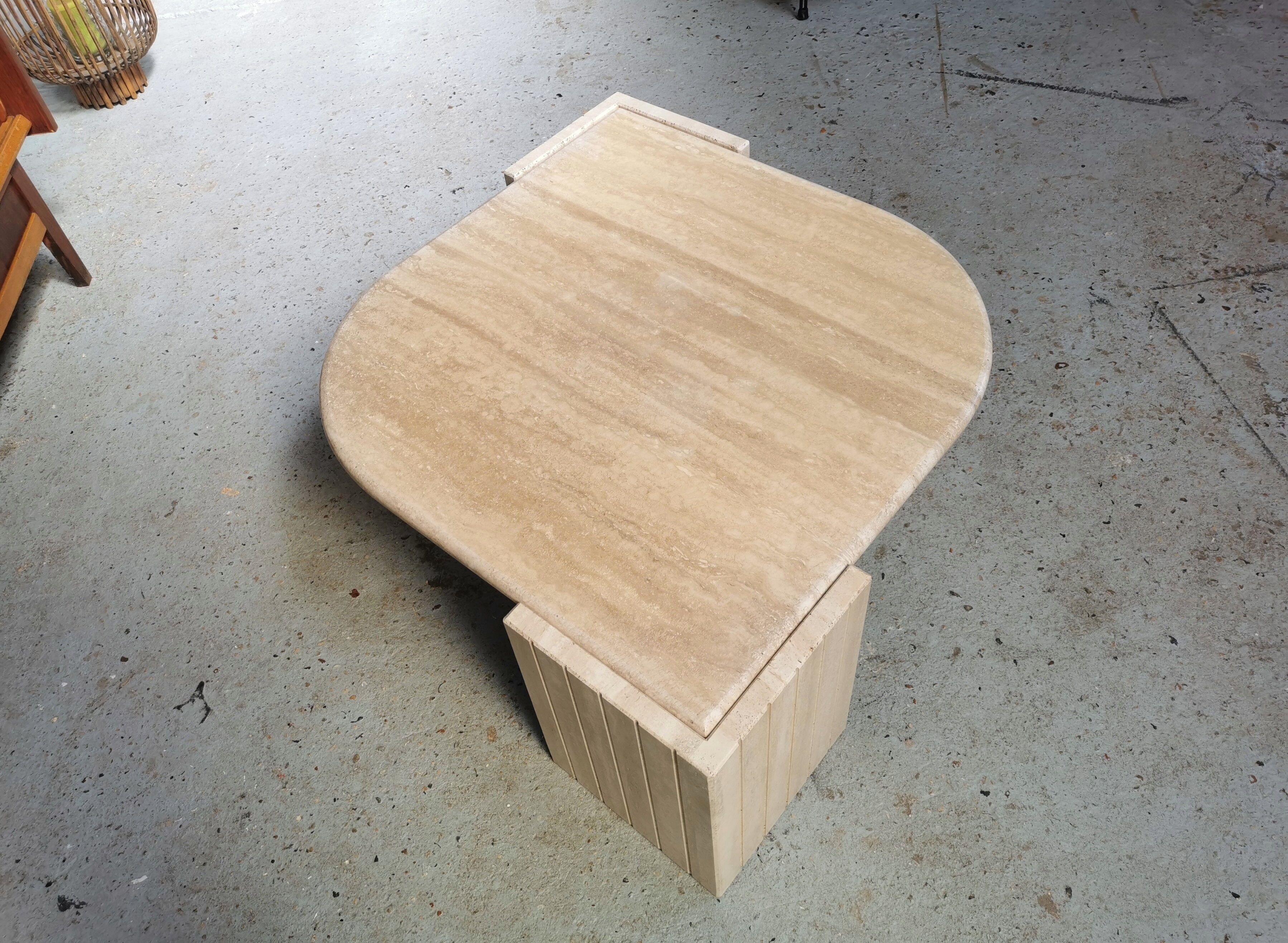 Coffee table in travertine Roche Bobois