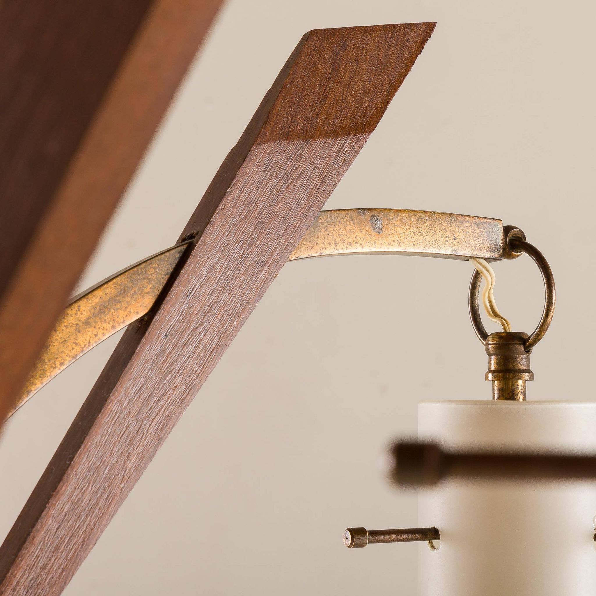 Italian mid-century Murano glass and teak chandelier attributed to Stilnovo, 1960s