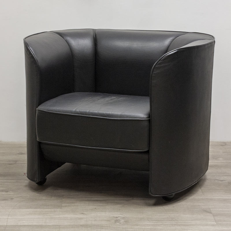Fauteuil cabriolet Arfa en cuir noir