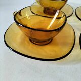 4 cups and saucers VERECO amber